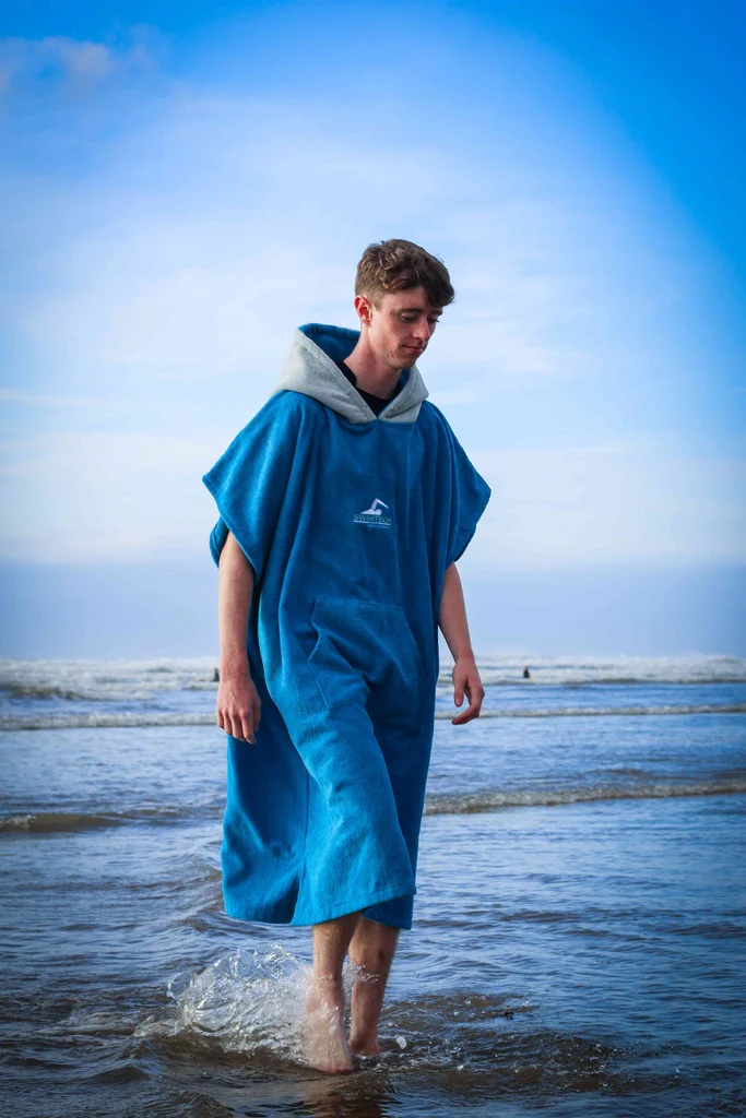SwimTech Microfibre Poncho - Image 4